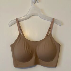 EBY Women's Wireless Seamless Support Bralette Black XS Perfect